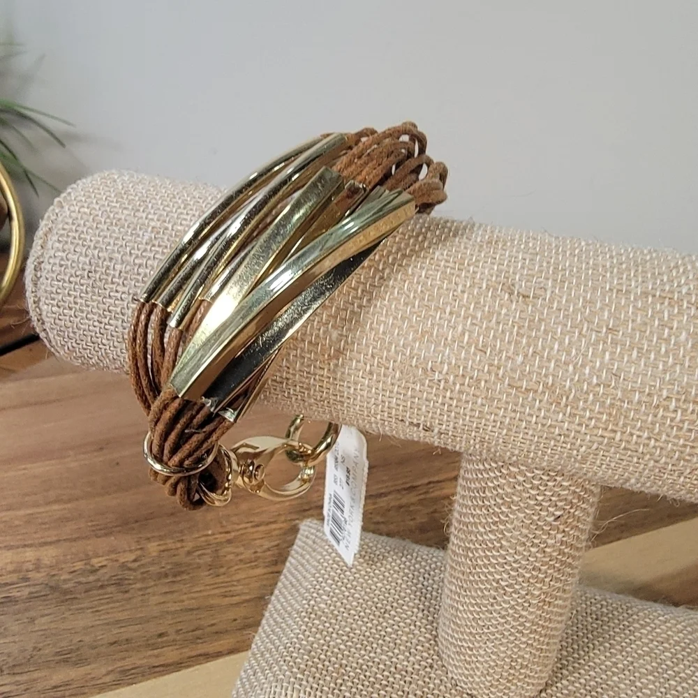 NEW New York and Company Leatherette and Gold tone Metal Bracelet